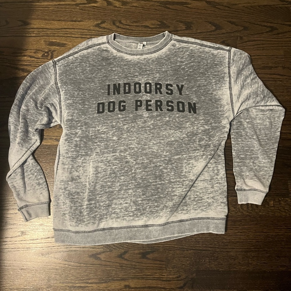 Lightweight Gray Sweatshirt